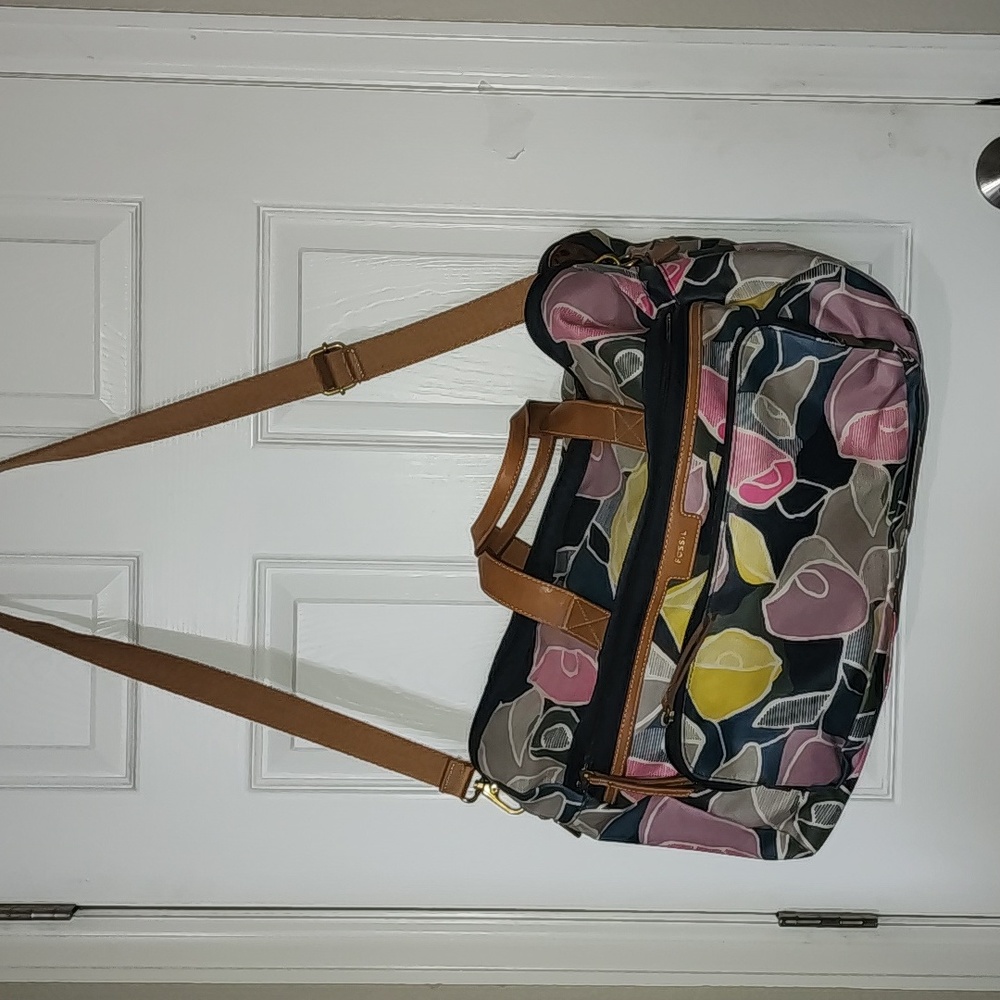 Fossil Weekender travel Dufel bag
